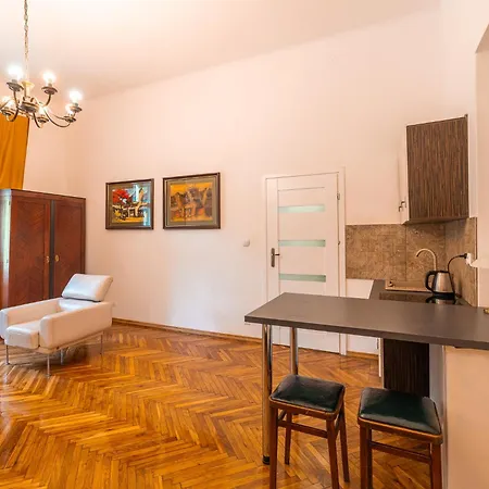 Straszewskiego Loft Apartman *